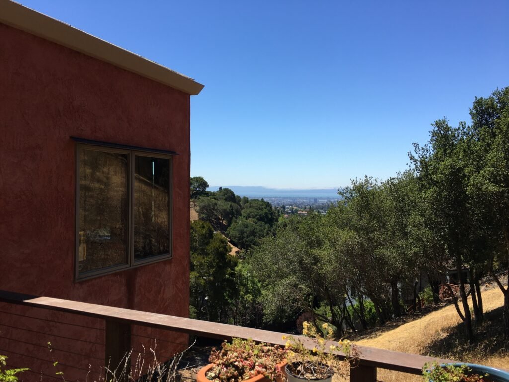 Pebble Stone Master Bath in the Oakland Hills, photo 10
