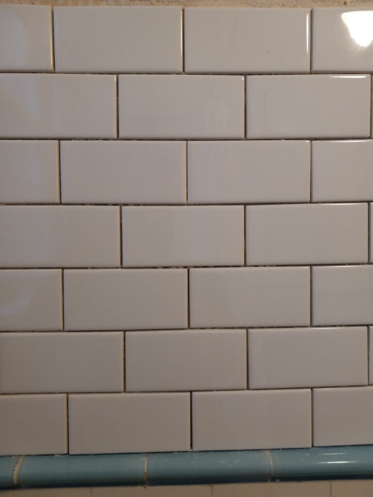 Subway Tile Bath Surround Repair in San Francisco